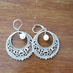 Barcelona Earrings Vantel Pearls